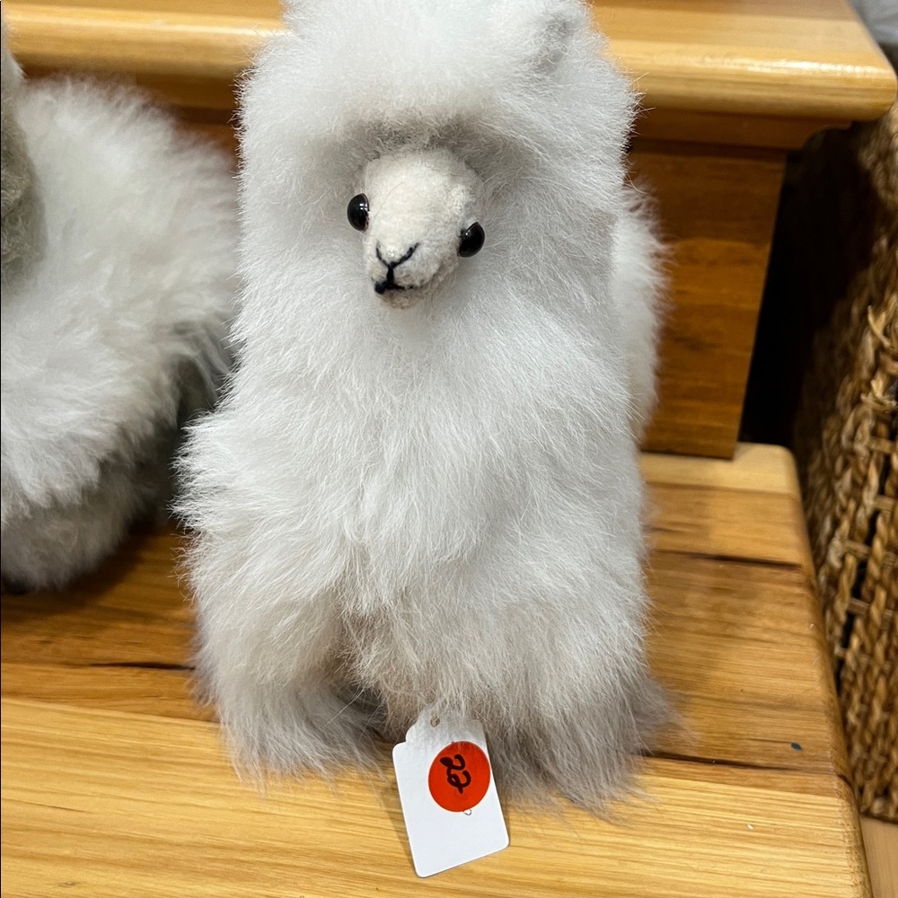 #22 100% alpaca fur 9”